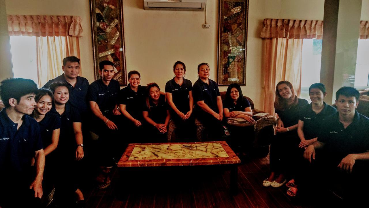 Home Pattaya Hotel Luaran gambar