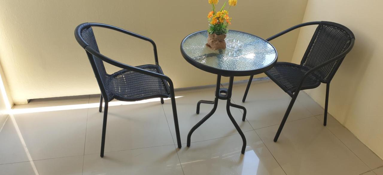 Home Pattaya Hotel Luaran gambar